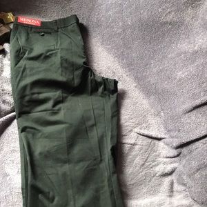 Two pair of jeans new with tags merona 2/10